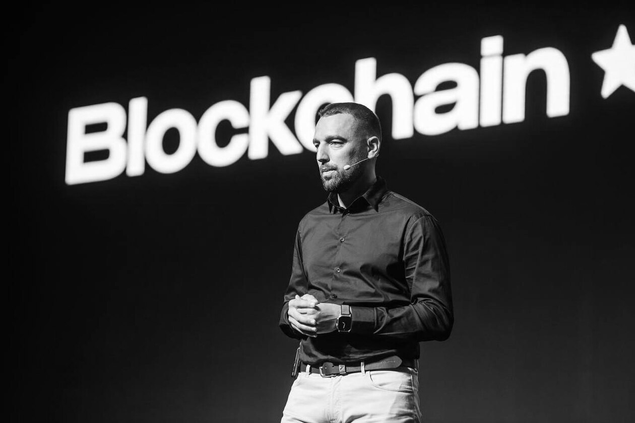 Дмитрий Саксонов (Dzmitry Saksonau) — эксперт в сфере искусственного интеллекта и информационных технологий, AI and IT expert